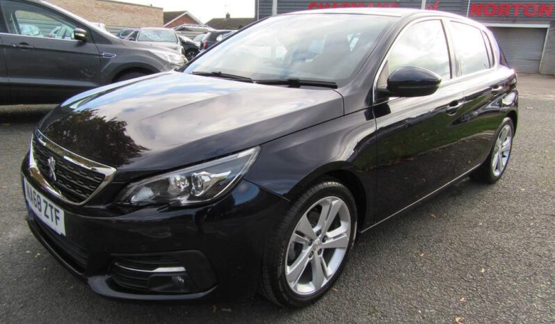 
								Peugeot 308 1.2 PureTech GPF Allure Euro 6 (s/s) 5dr full									