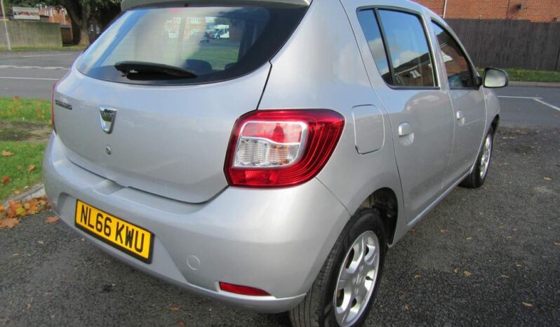 
								Dacia Sandero 0.9 TCe Laureate Euro 6 (s/s) 5dr full									