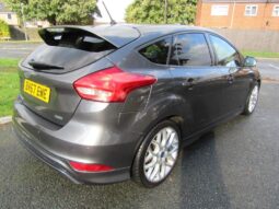 
										Ford Focus 1.0T EcoBoost ST-Line Euro 6 (s/s) 5dr full									