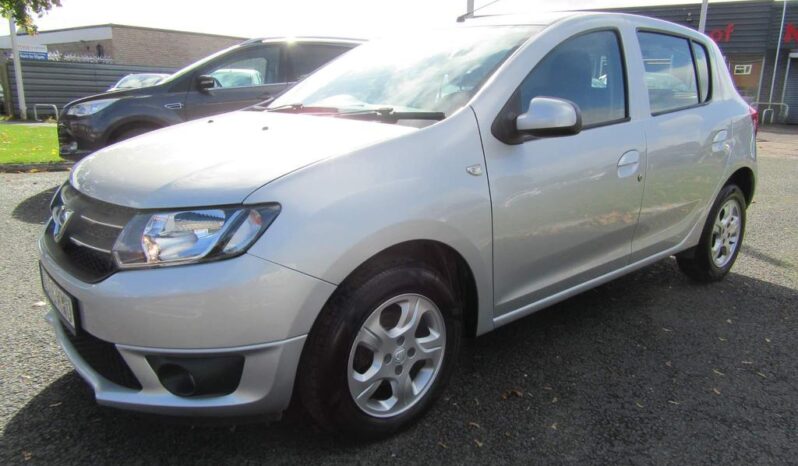 
								Dacia Sandero 0.9 TCe Laureate Euro 6 (s/s) 5dr full									