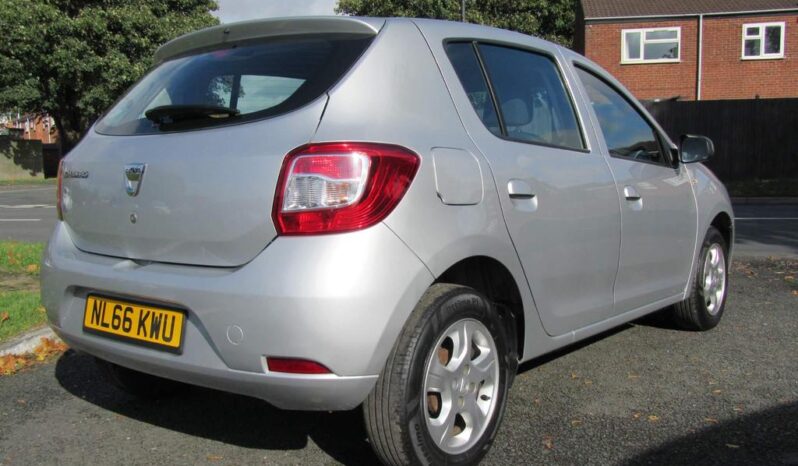 
								Dacia Sandero 0.9 TCe Laureate Euro 6 (s/s) 5dr full									