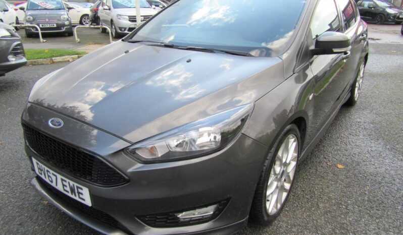 
								Ford Focus 1.0T EcoBoost ST-Line Euro 6 (s/s) 5dr full									