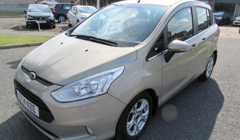 
								Ford B-Max 1.5 TDCi Zetec Euro 5 5dr full									