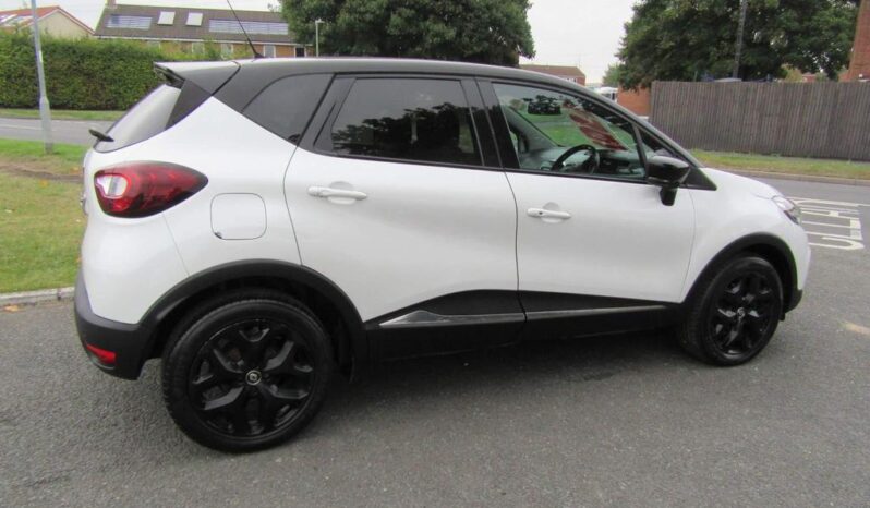 
								Renault Captur 1.5 dCi ENERGY Signature X Nav Euro 6 (s/s) 5dr full									