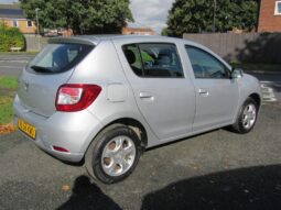 
										Dacia Sandero 0.9 TCe Laureate Euro 6 (s/s) 5dr full									