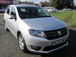 
										Dacia Sandero 0.9 TCe Laureate Euro 6 (s/s) 5dr full									