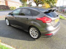 
										Ford Focus 1.0T EcoBoost ST-Line Euro 6 (s/s) 5dr full									