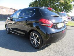 
										Peugeot 208 1.2 PureTech Roland Garros Euro 6 (s/s) 5dr full									