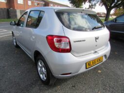 
										Dacia Sandero 0.9 TCe Laureate Euro 6 (s/s) 5dr full									