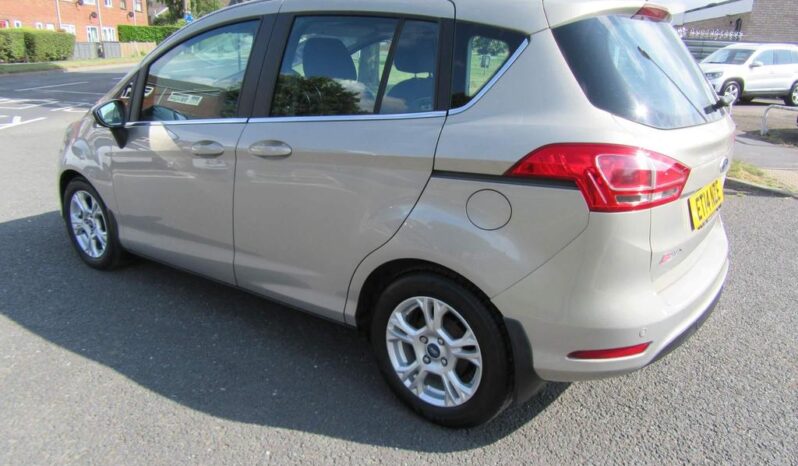 
								Ford B-Max 1.5 TDCi Zetec Euro 5 5dr full									