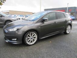 
										Ford Focus 1.0T EcoBoost ST-Line Euro 6 (s/s) 5dr full									