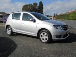 
										Dacia Sandero 0.9 TCe Laureate Euro 6 (s/s) 5dr full									