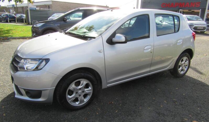 
								Dacia Sandero 0.9 TCe Laureate Euro 6 (s/s) 5dr full									