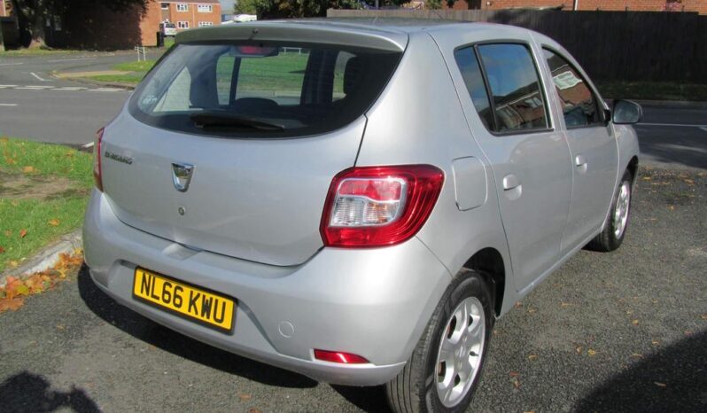 
								Dacia Sandero 0.9 TCe Laureate Euro 6 (s/s) 5dr full									