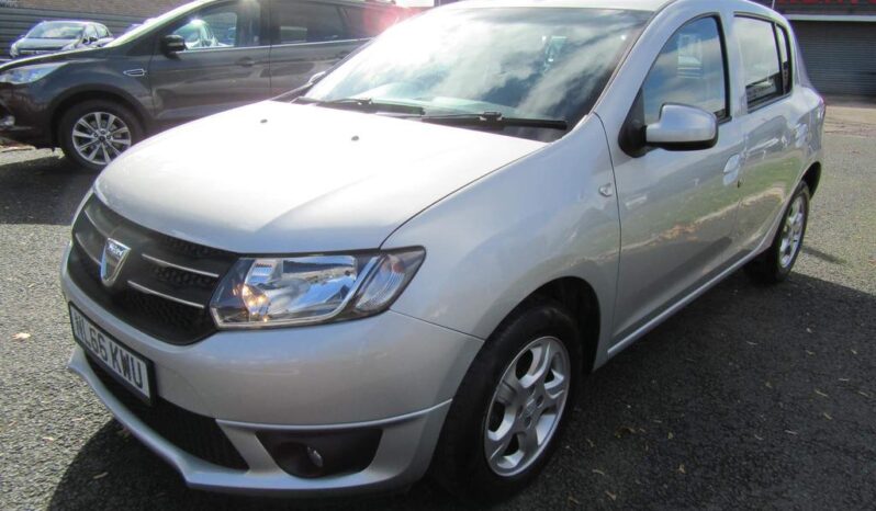 
								Dacia Sandero 0.9 TCe Laureate Euro 6 (s/s) 5dr full									