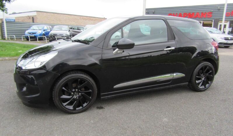 
								DS Automobiles DS 3 1.6 BlueHDi DStyle Nav Euro 6 (s/s) 3dr full									