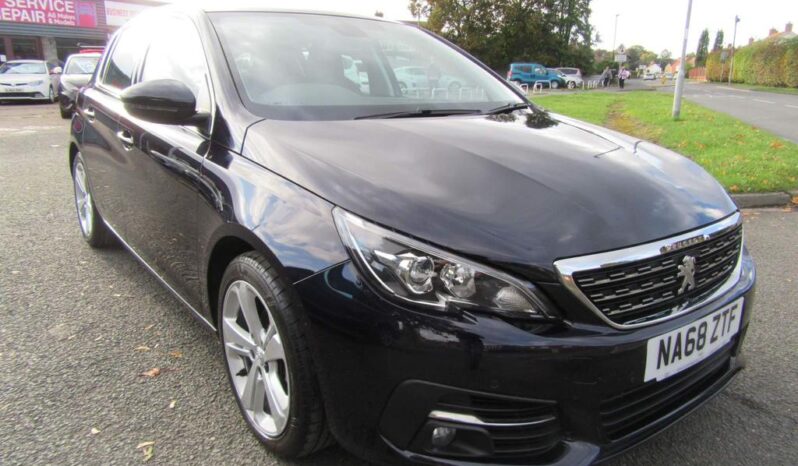 
								Peugeot 308 1.2 PureTech GPF Allure Euro 6 (s/s) 5dr full									