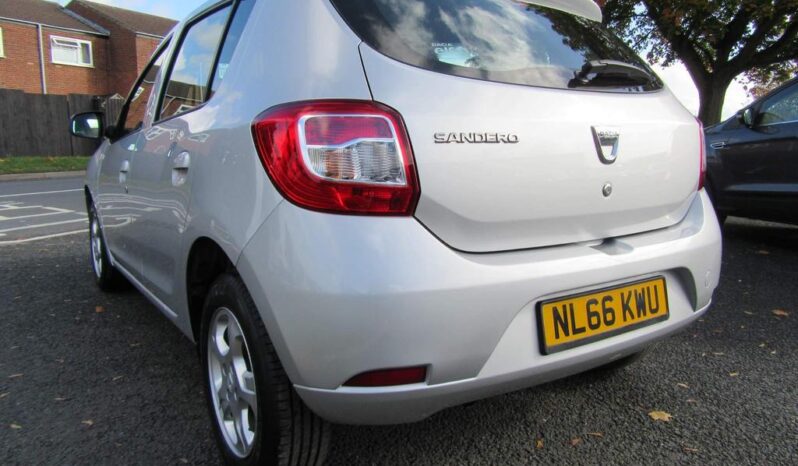 
								Dacia Sandero 0.9 TCe Laureate Euro 6 (s/s) 5dr full									