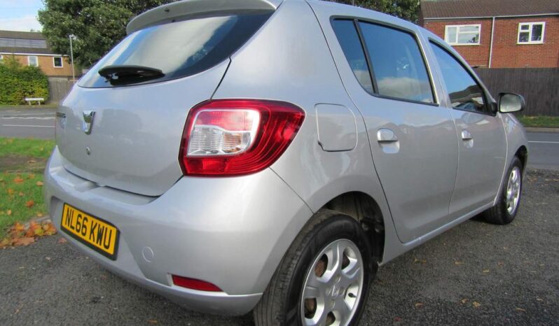 
								Dacia Sandero 0.9 TCe Laureate Euro 6 (s/s) 5dr full									