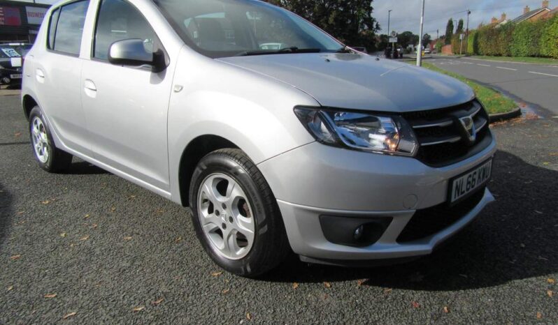 
								Dacia Sandero 0.9 TCe Laureate Euro 6 (s/s) 5dr full									