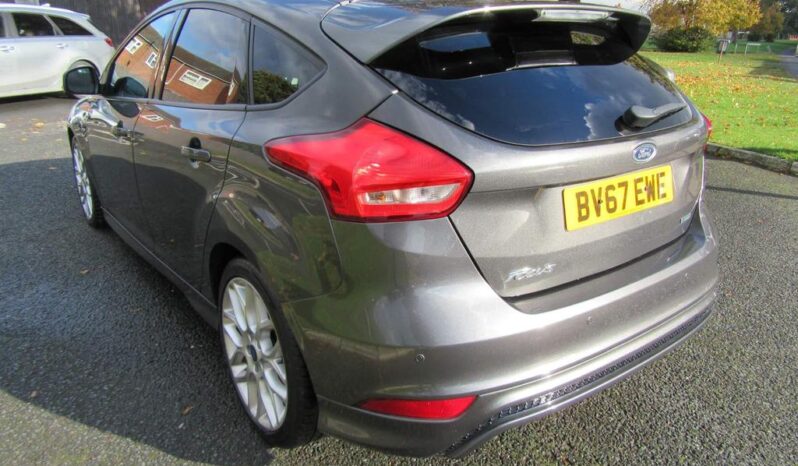 
								Ford Focus 1.0T EcoBoost ST-Line Euro 6 (s/s) 5dr full									