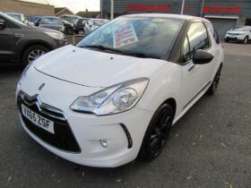 DS Automobiles DS 3 1.6 BlueHDi DStyle Nav Euro 6 (s/s) 3dr