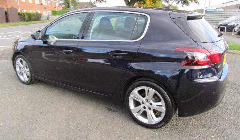 
								Peugeot 308 1.2 PureTech GPF Allure Euro 6 (s/s) 5dr full									