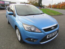 Ford Focus 1.6 Titanium 5DR