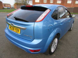 
										Ford Focus 1.6 Titanium 5DR full									