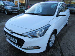 
										Hyundai i20 SE 5d full									