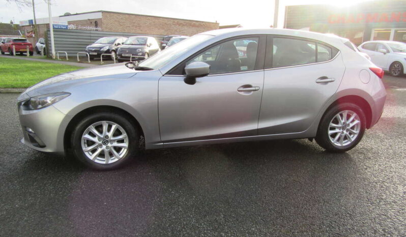 
								Mazda Mazda3 SE 5dr full									