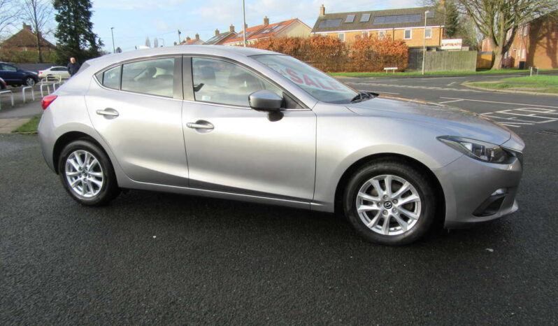 
								Mazda Mazda3 SE 5dr full									