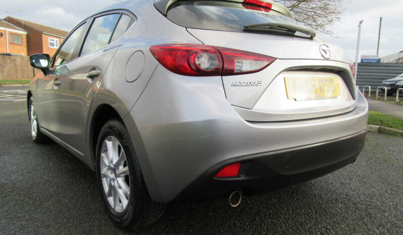 
								Mazda Mazda3 SE 5dr full									