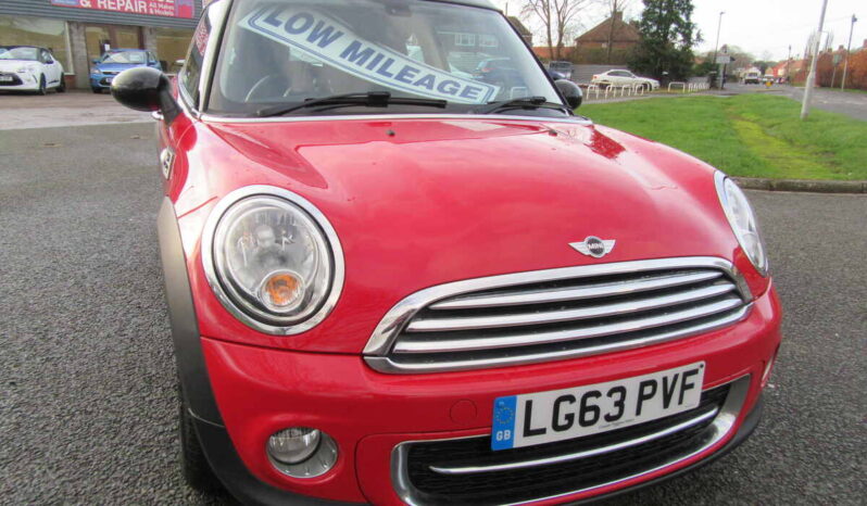 
								Mini Cooper Clubman Estate 1.6 Diesel full									