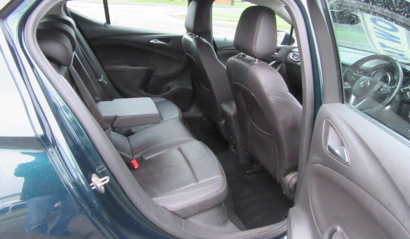 
								Vauxhall Astra Elite 1.6 CDTi 5dr full									